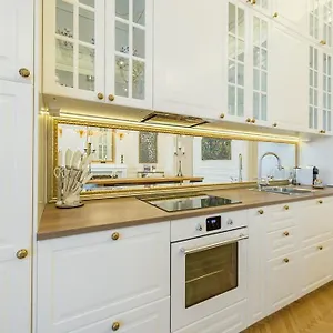 Bpr The Golden Astoria With Balcony And A/c Apartment Budapest