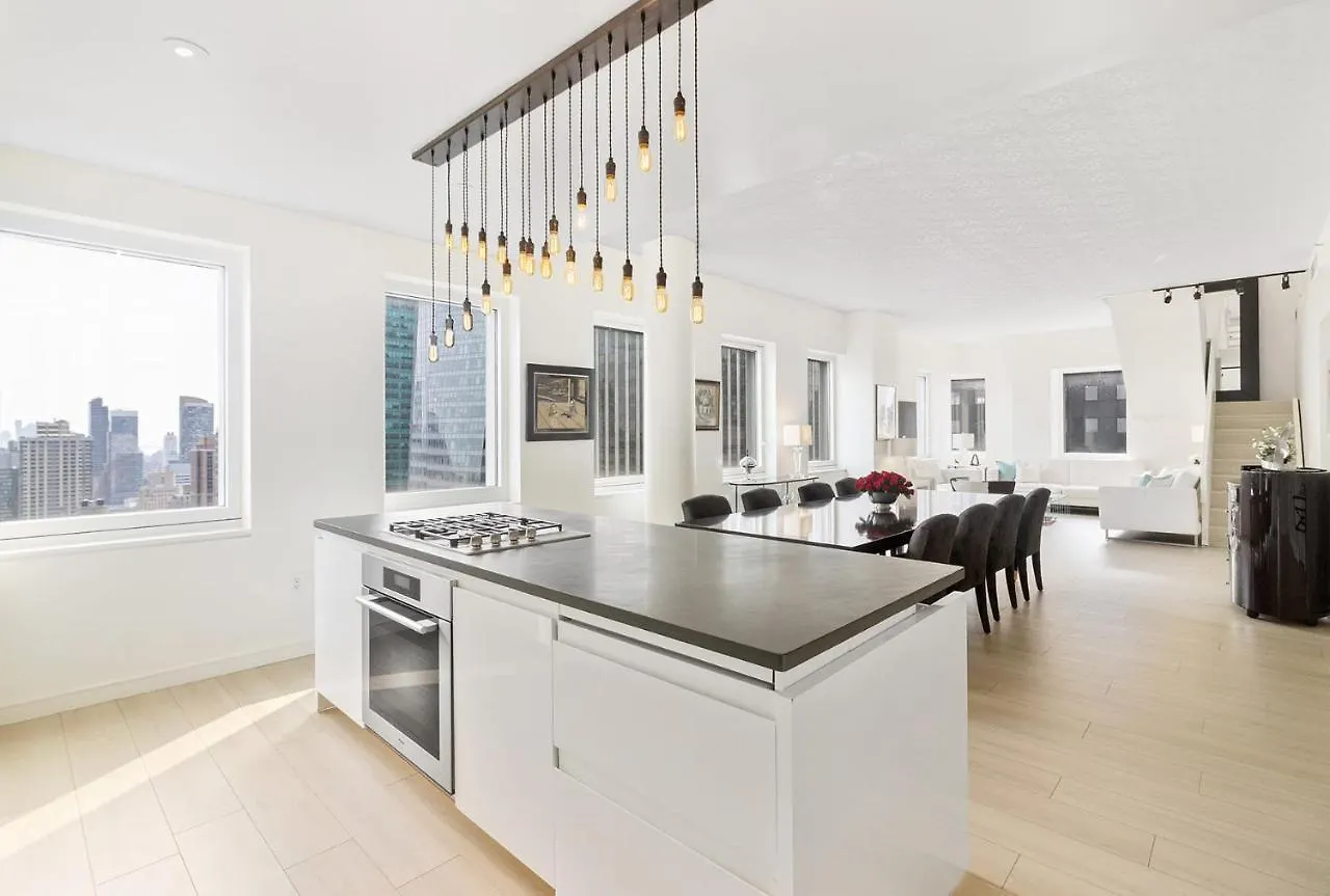 Luxury 5 Bedroom Apartment Near 5Th Avenue Manhattan New York