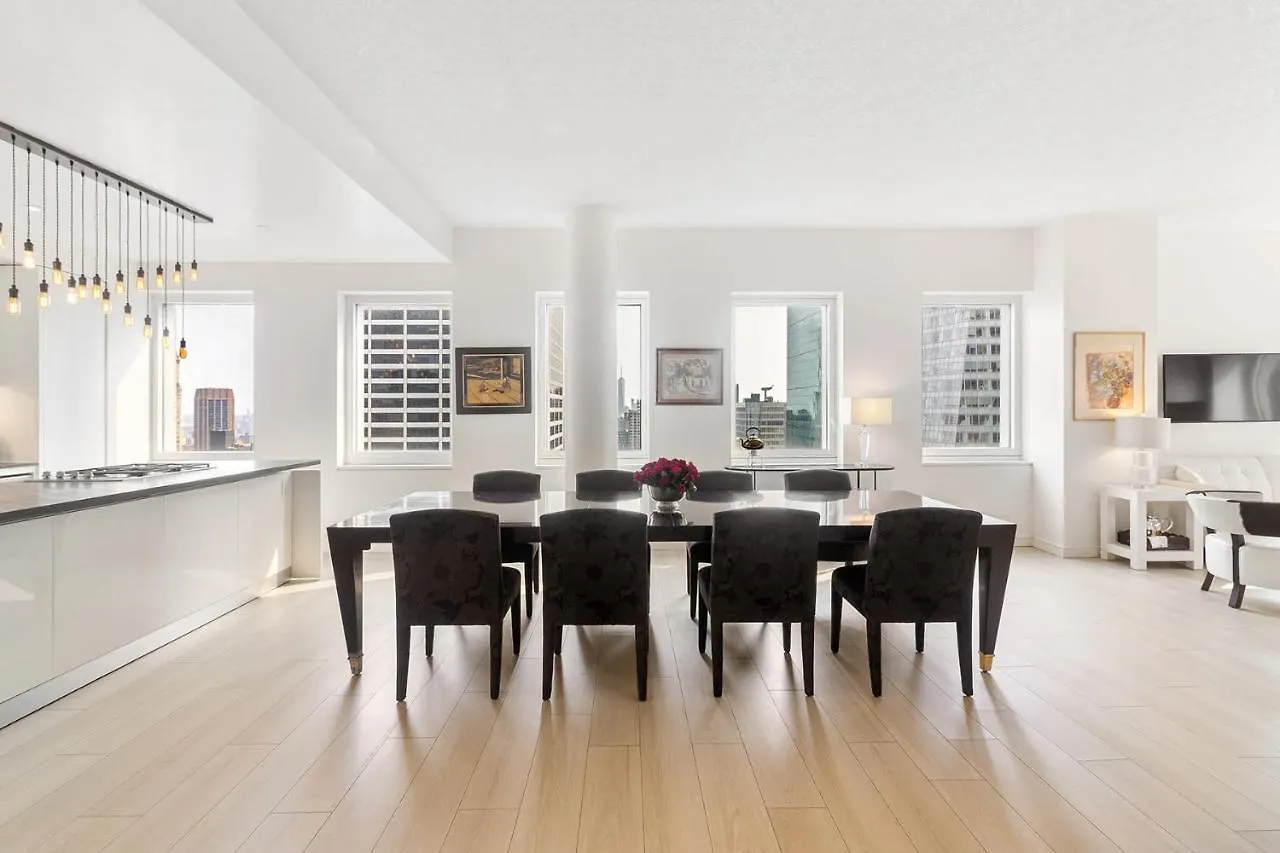 Luxury 5 Bedroom Apartment Near 5Th Avenue Manhattan New York